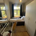 Cosy Private In A Shared Δωμάτια σε οικογενειακή κατοικία *